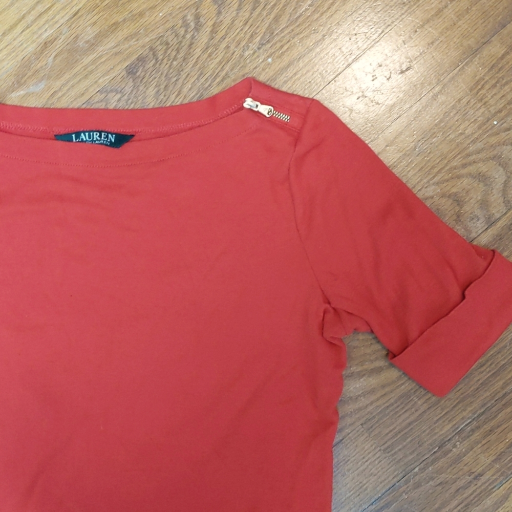 Boat neck top with cute asymmetrical zipper detail